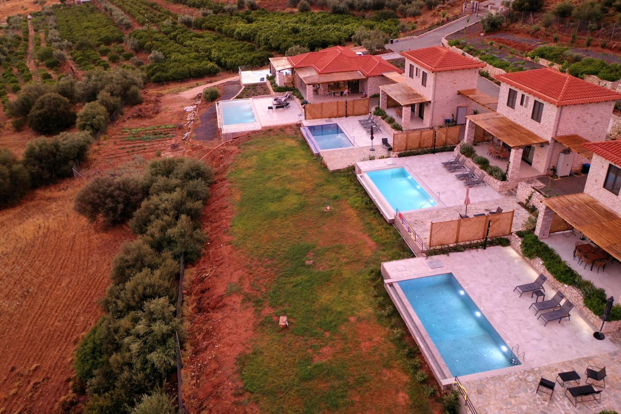 Gregory'S Farm Apartment Lefkakia Ngoại thất bức ảnh